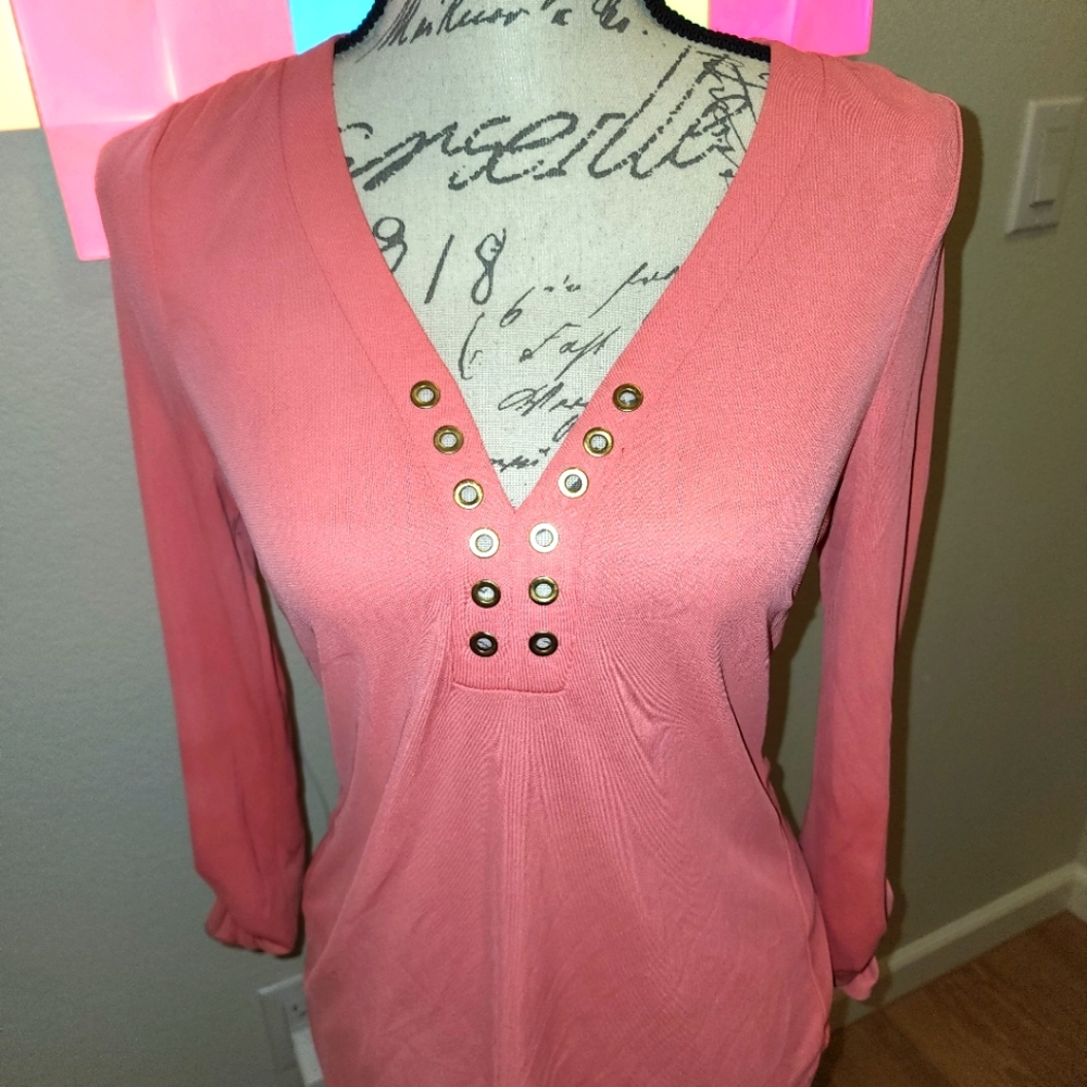 Guess pink shirt